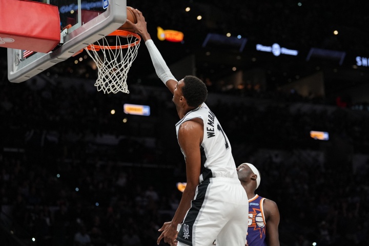 NBA彩经：湖人擒开拓者 活塞拿下尼克斯 马刺大胜国王 绿军胜篮网